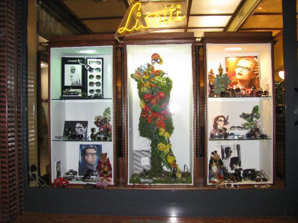 Vetrina 2010 - Vetrina Carnevale