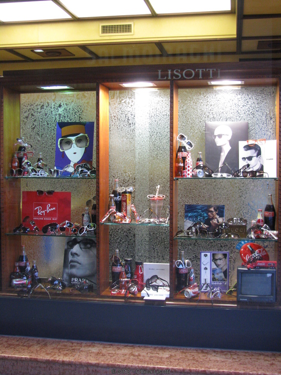 Vetrina 2010 - Vetrina Coca Cola